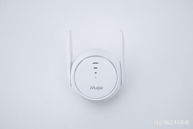 换个信号更强的路由器，还是再装一条宽带？锐捷小兔子帮你搞定